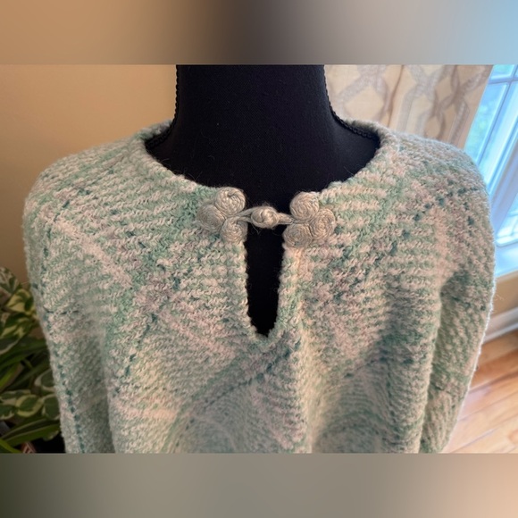 Boyne Valley Weavers Made in Ireland Fringed Poncho Green Plaid OS Wool/Alpaca - Picture 2 of 12